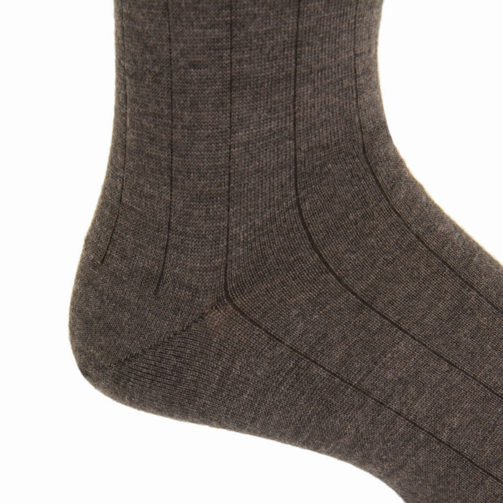 Brown Solid Wide Ribbed Cashmere Wool Blend Sock Linked Toe Mid-Calf