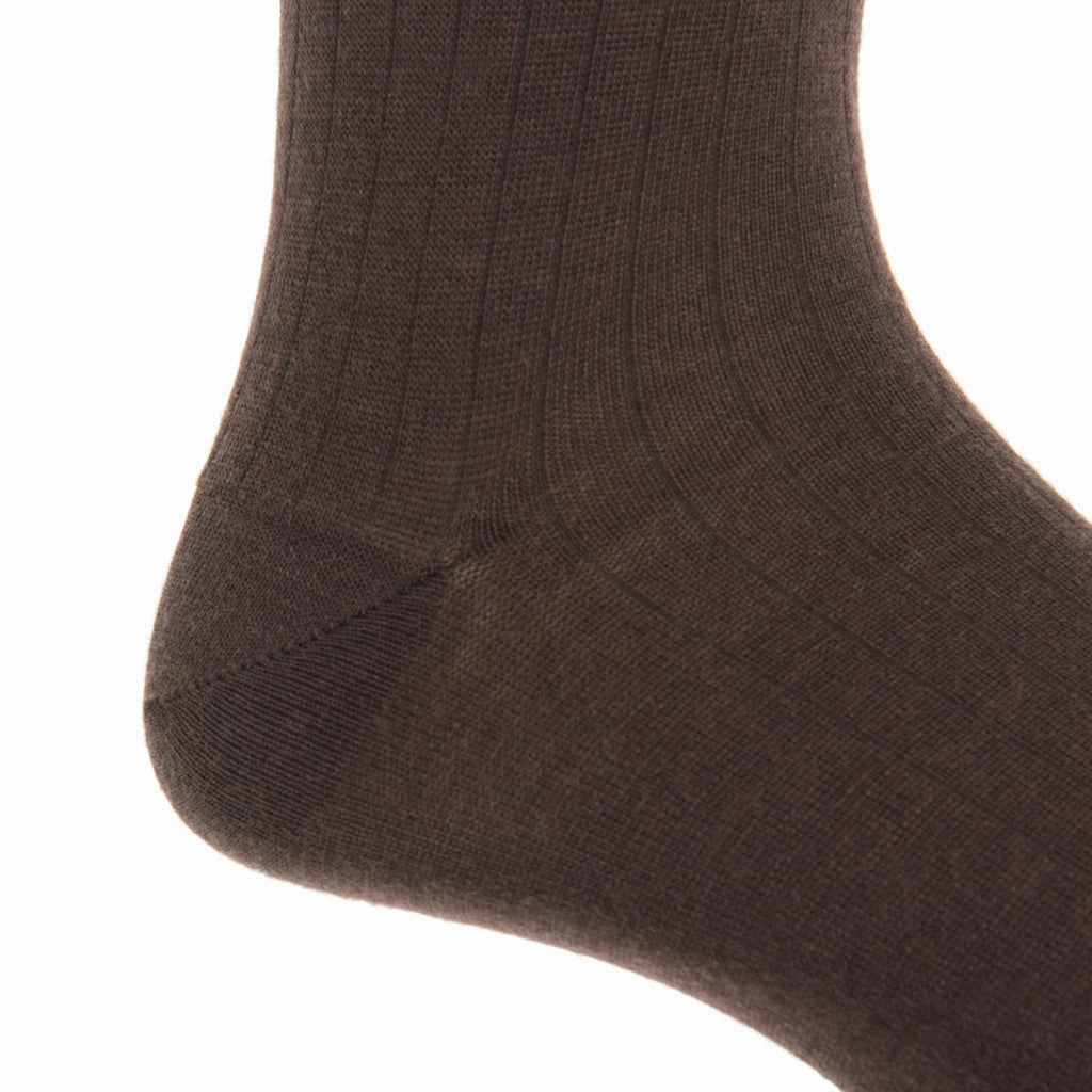 Coffee Brown Solid Ribbed Fine Merino Wool Sock Linked Toe Mid-Calf