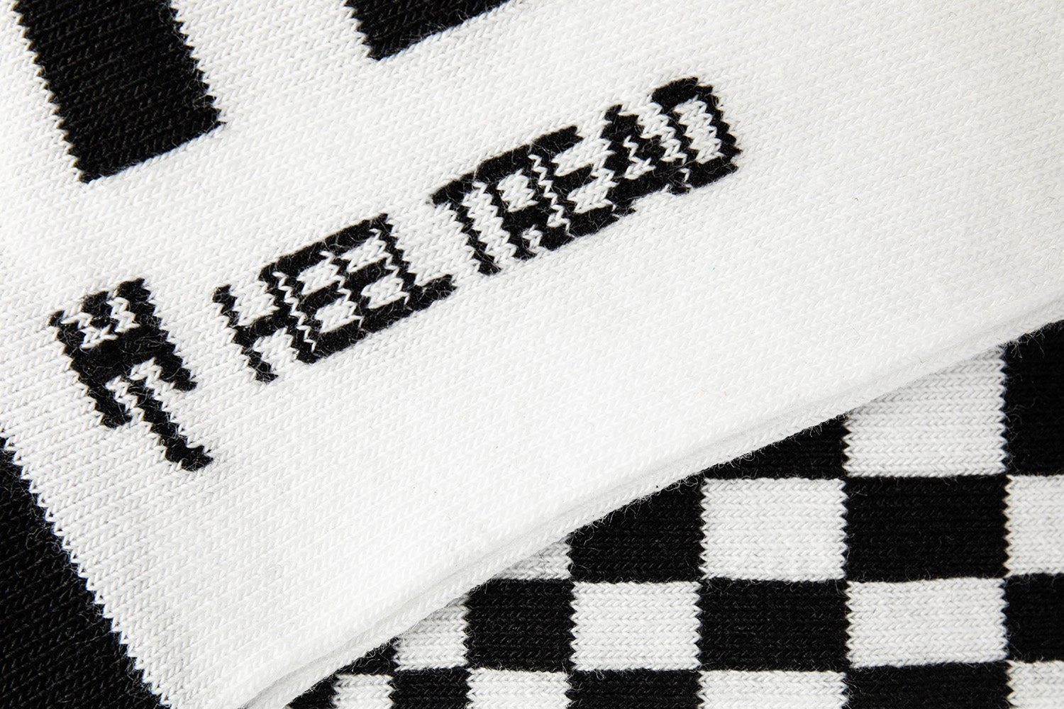 Pasha Black/White Socks