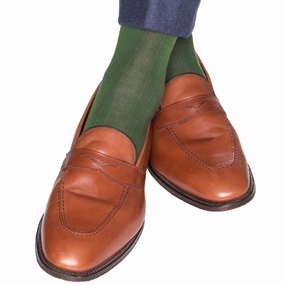 Pine Green Solid Ribbed Fine Merino Wool Sock Linked Toe Mid-Calf